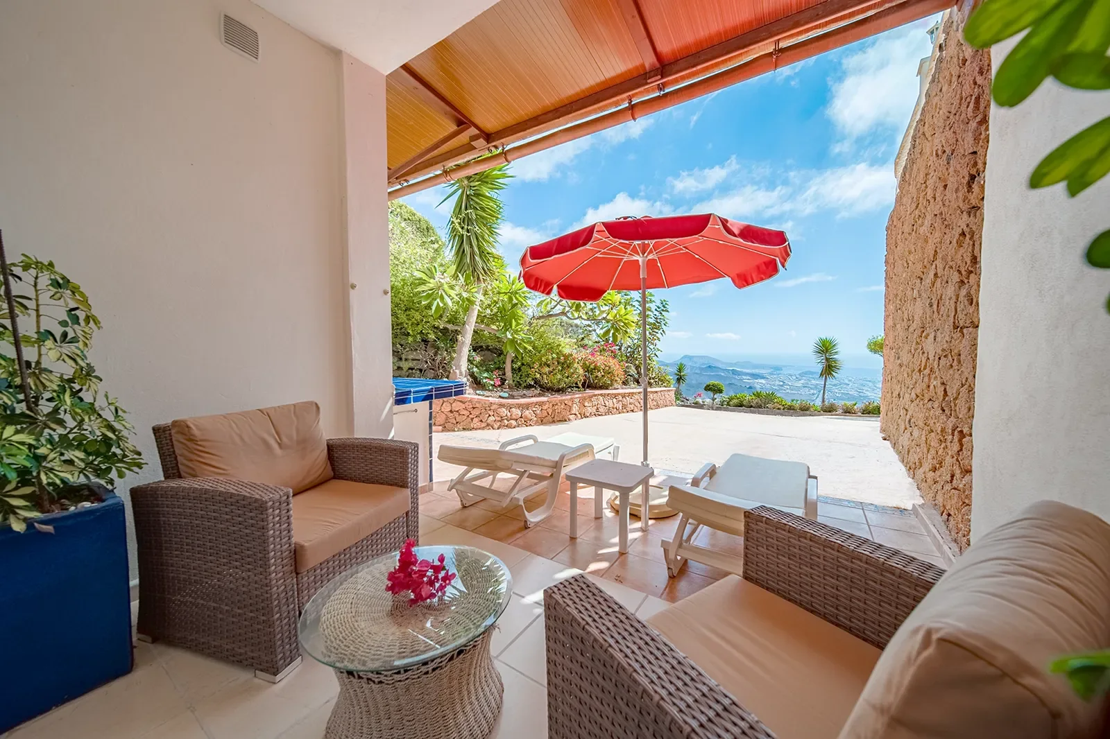 Private sea-view terrace of the independent apartment at Villa Solea